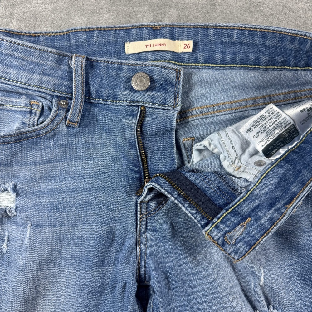 Levis 711 Skinny Jeans Womens 26 Medium Wash Distressed Ripped Mid Rise Denim - Picture 5 of 12